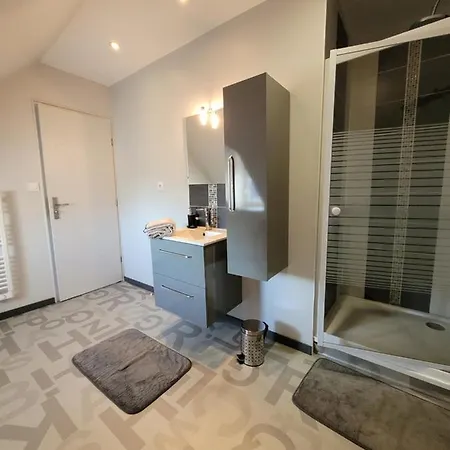 De Charme, Salle De Jeux, Proche Du Debarquement